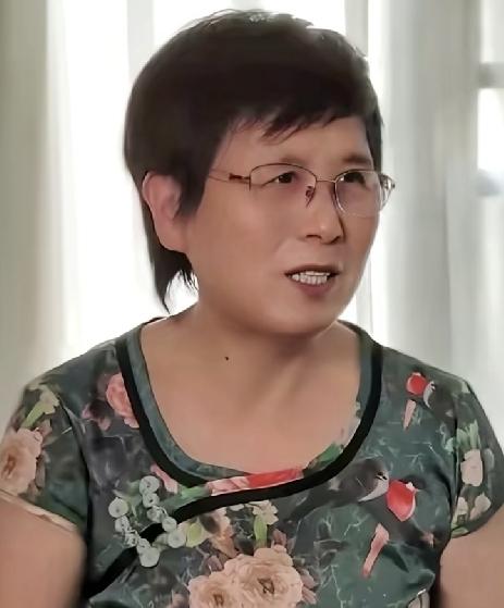 为什么瑾汐温州妈和大哈一直没表态？
二哈一直和大哈绑定有原因

纵观瑾汐和温州家