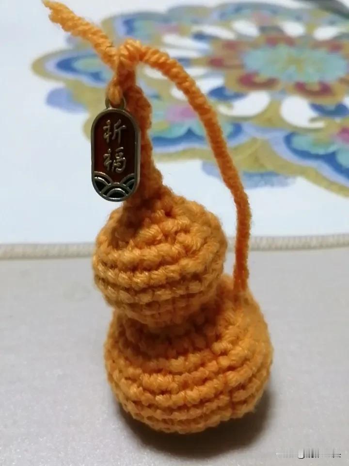 夫妻冷战不是较劲，是俩犟种在结冰的井沿上死站着，谁都不肯先挪步，最后一块掉进去冻
