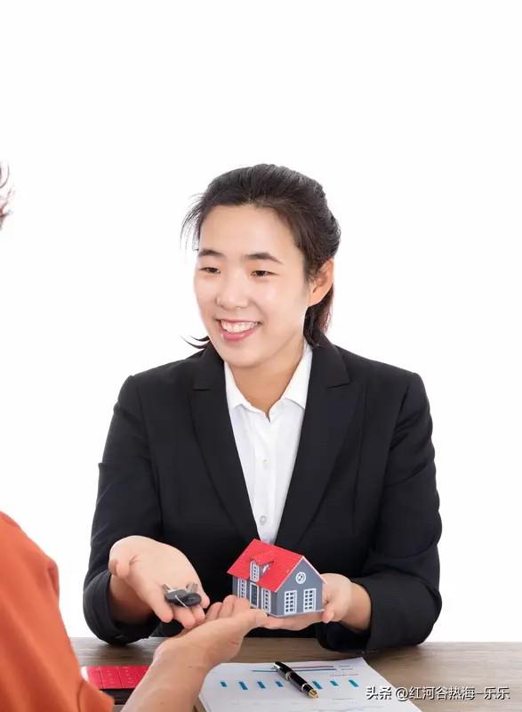 楼市一热，ABC单就出来了。
房产中介先在房东那边把价格压低，说房价不行了，还要