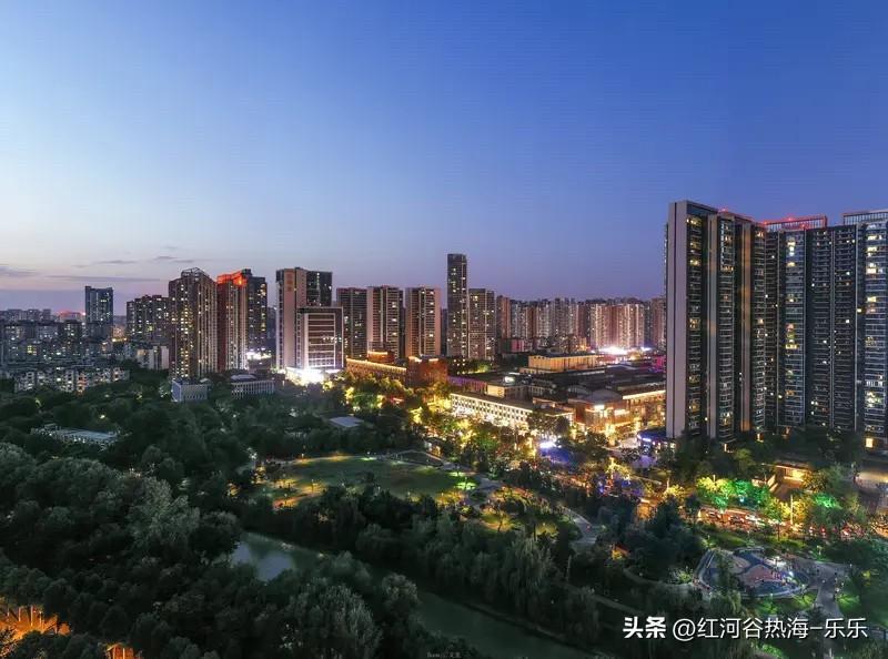 成都楼市现在如果单看二手房成交量的话，那么现在成都的二手房成交量还是会吊打202