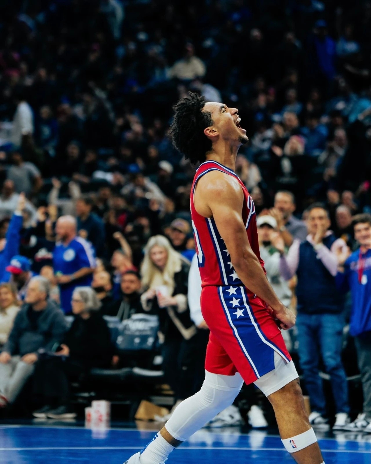 麦凯恩发文告别：费城，我无比感激这里的一切，感激这座城市给予的爱，感激我的队友和