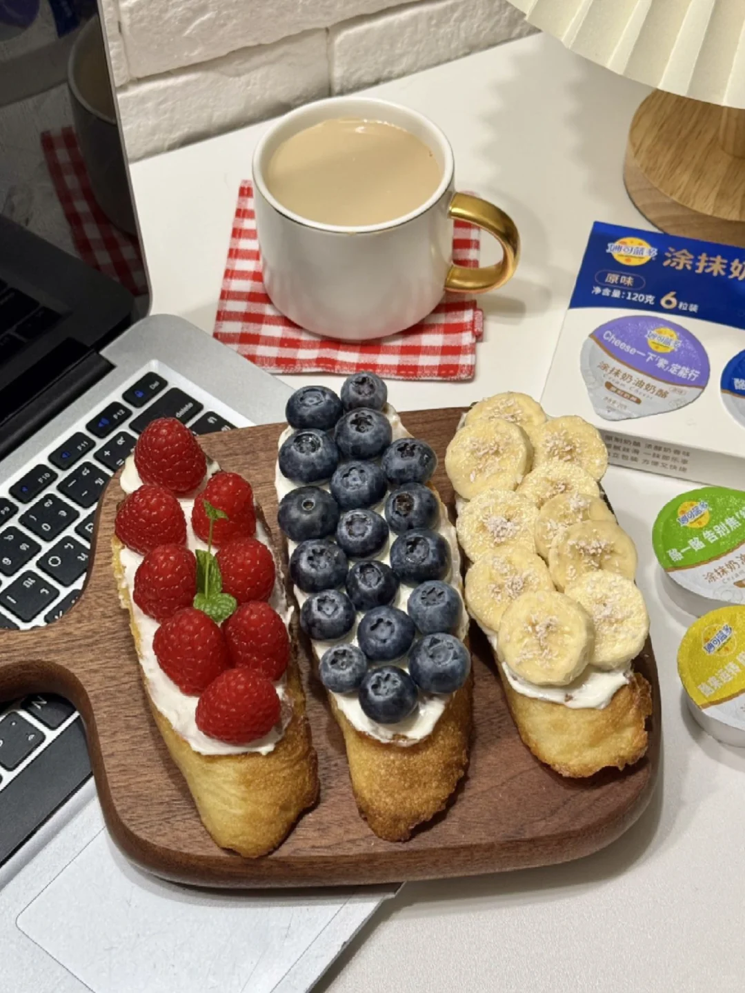 早餐 brunch |开放式法棍水果三明治