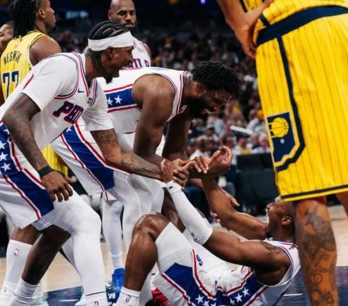 10 月 29 日，詹姆斯创下 80 年 NBA 纪录，前无古人！


北京时间