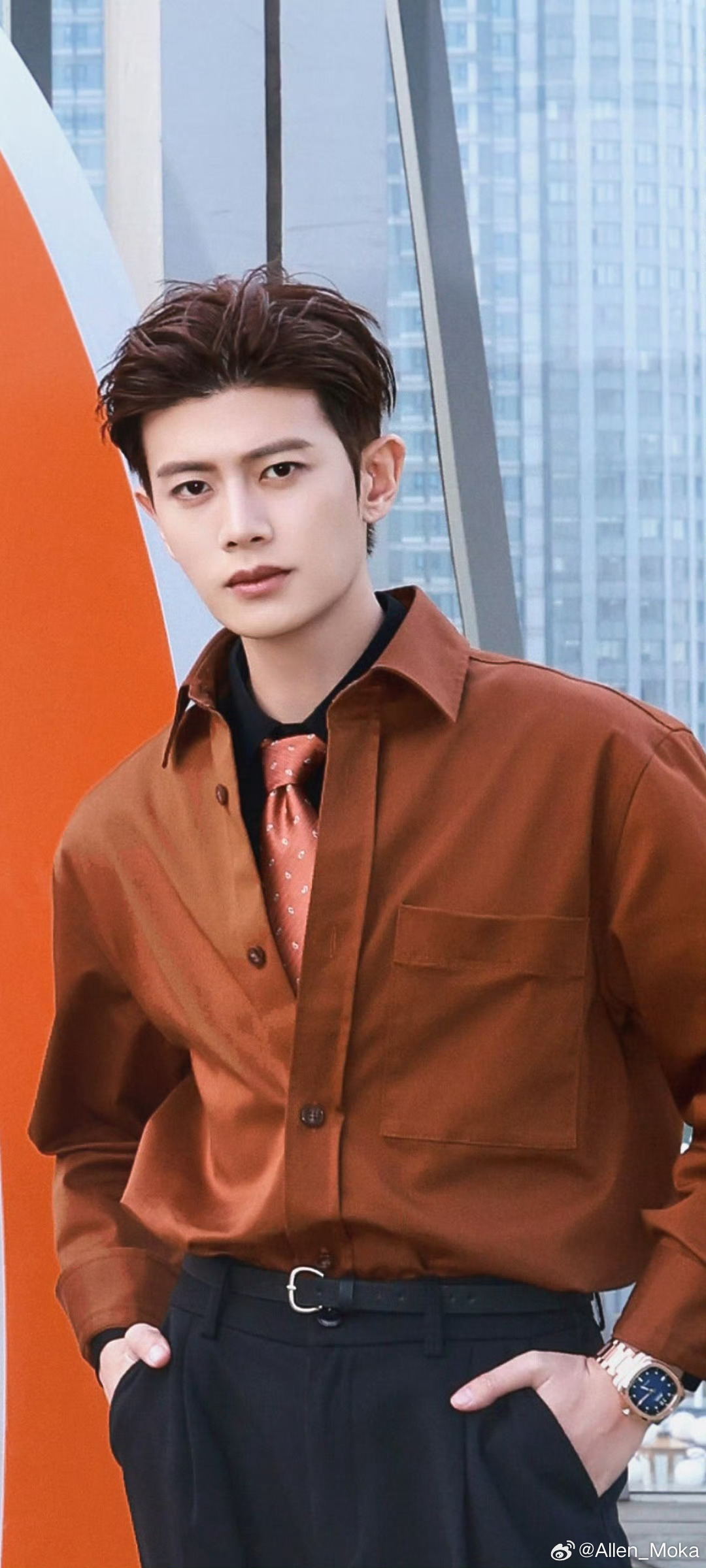 任嘉伦 4任嘉伦，初陷因剧，再陷因颜，终陷因人。此心只给你任嘉伦。⏰任嘉伦⏰凤凰