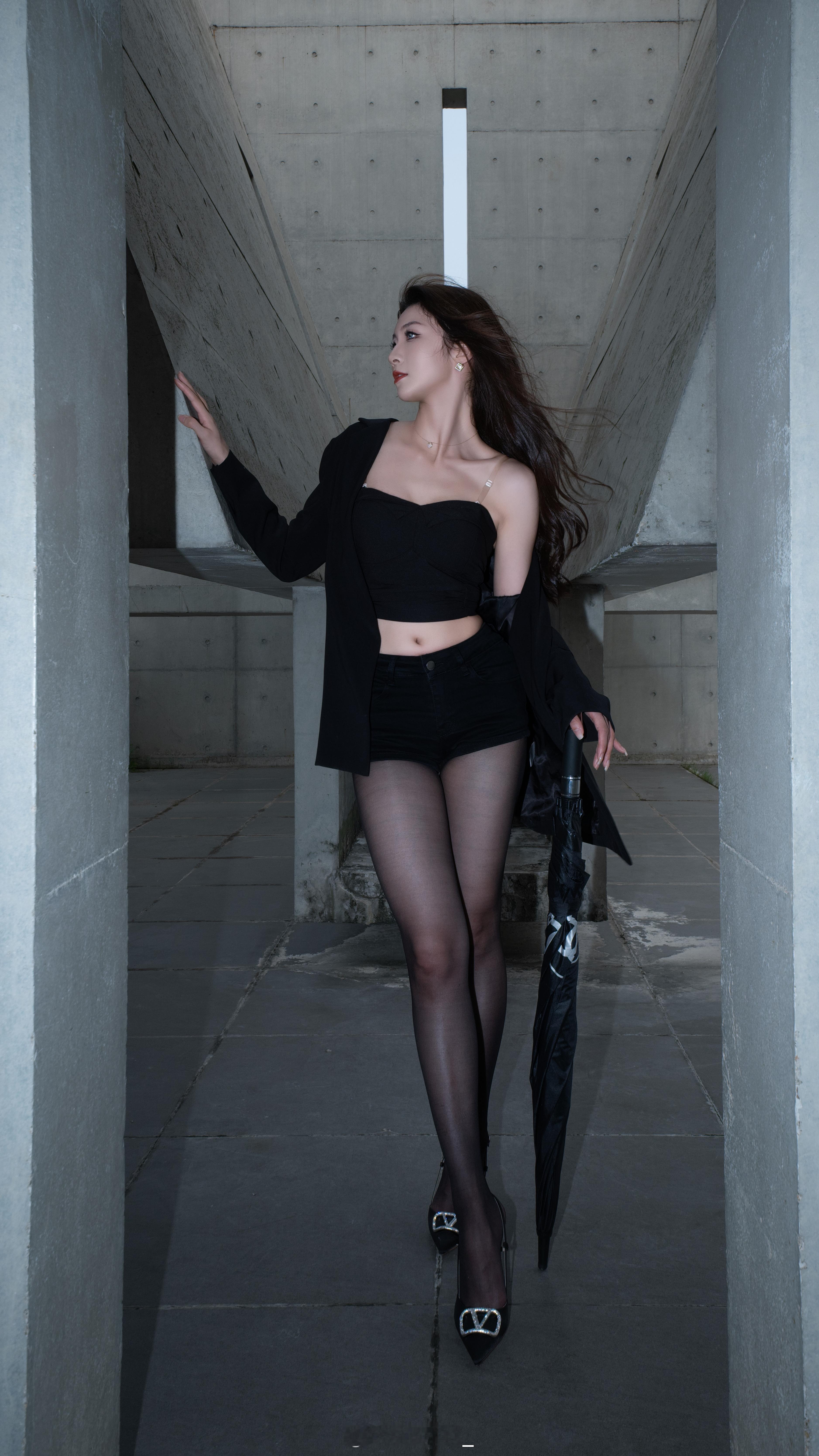 要知道以后的路，那就不叫人生了，那叫认命。 ​​​