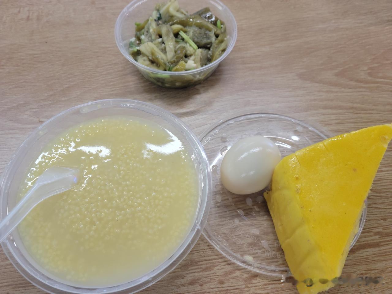 条友阿玖这两天科普了老年痴呆风险因素，预防它最重要的是每天补足蛋白质。

我最深