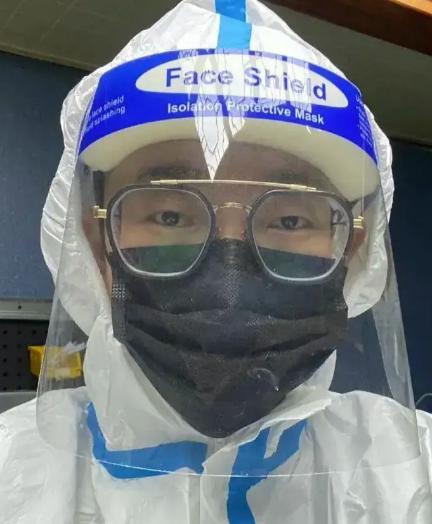 “我不是药神，只是一位想救活儿子的父亲。”云南仅仅高中学历的爸爸，百般为患罕见病