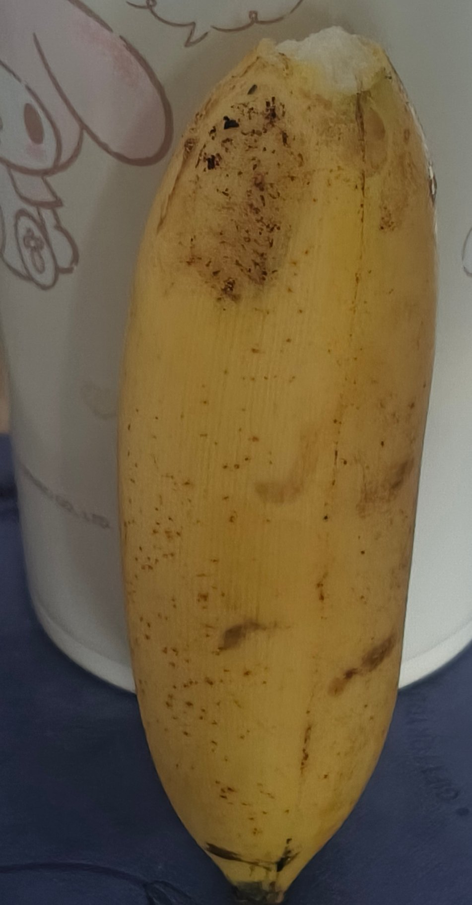 特小一黄色香蕉，大概巴掌一半大小生活手记