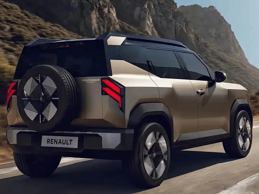 雷诺Bridger亮相了，主打一个“方盒子”造型，不足4米的车身，空间却意外宽敞