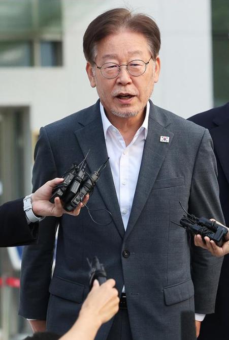 李在明一句话！
撕开了韩国产业的遮羞布！


李在明这话说得实在
明明之前韩国