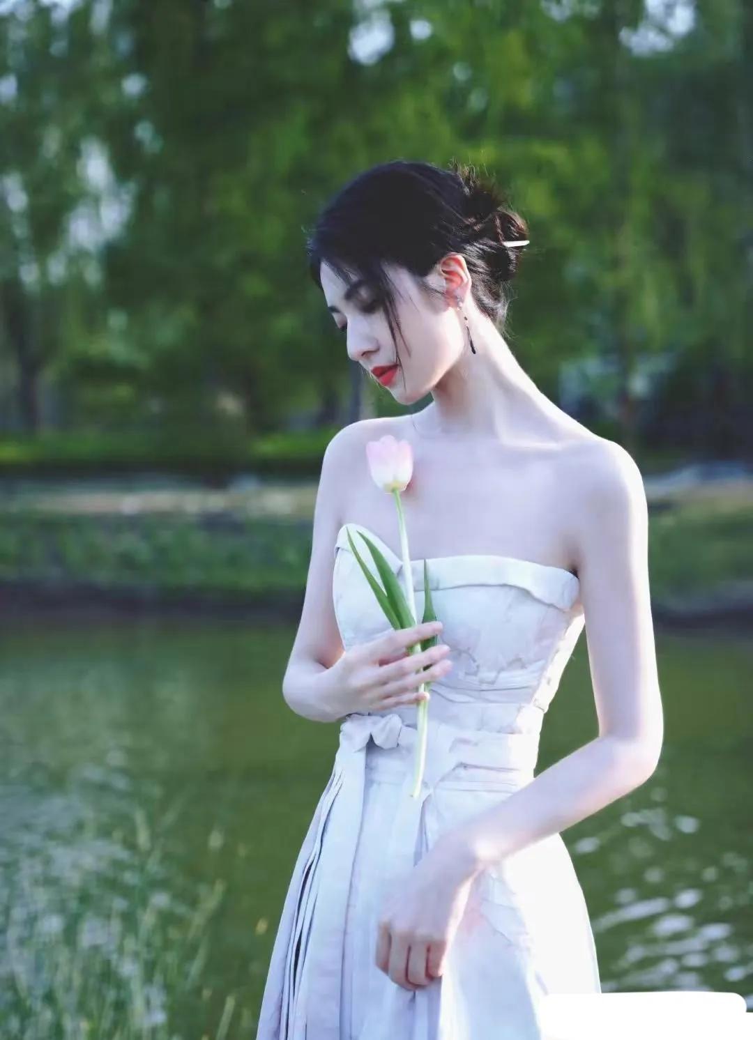 女神马心瑞太美了。