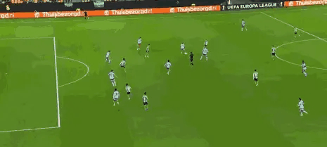 拉什福德的未来大概和安东尼一样！属于西甲！也都有可能踢欧联！
好就好在！还有欧冠