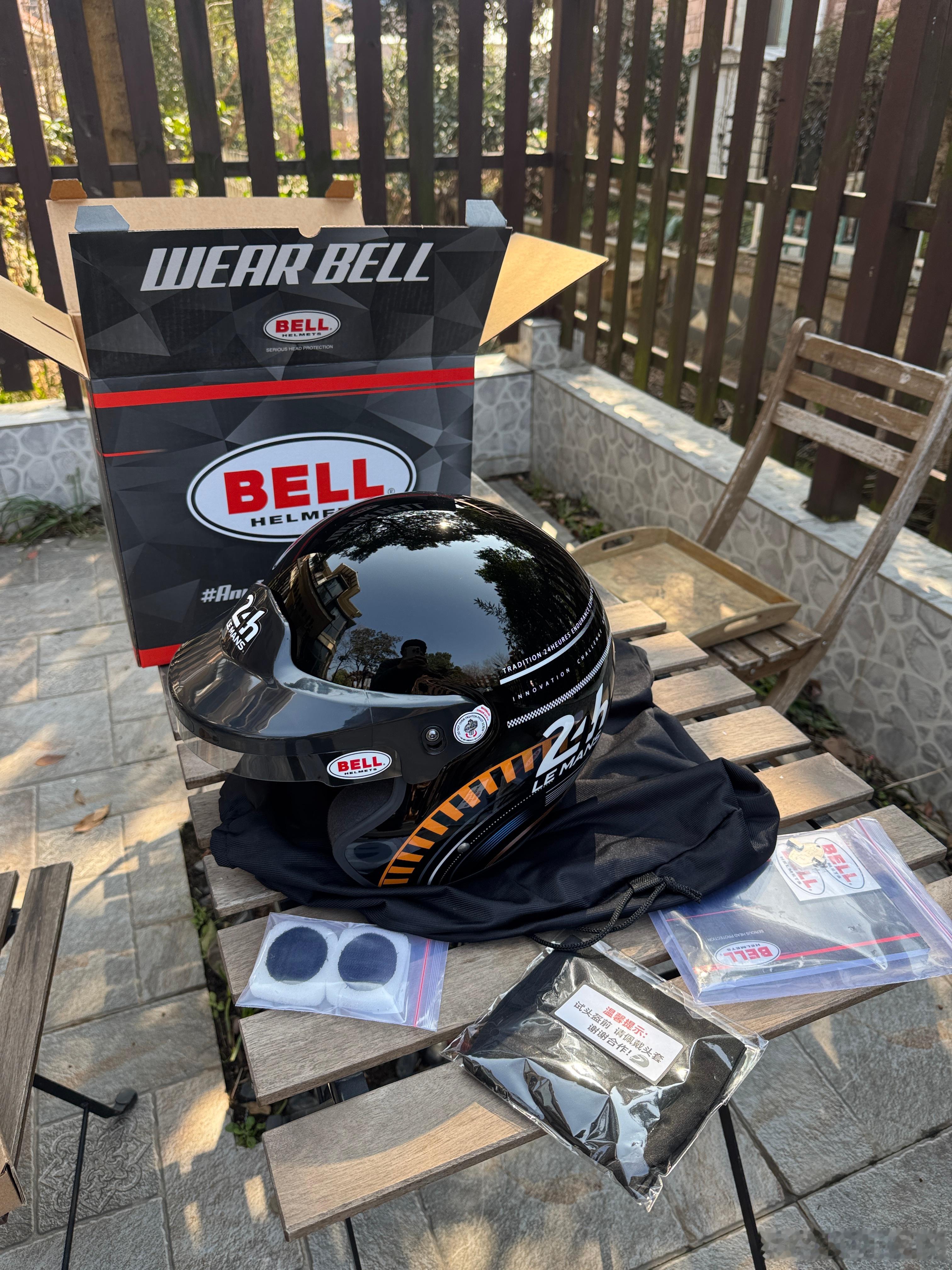 送自己一个新年礼物BELL MAG 勒芒百年纪念版大v聊车