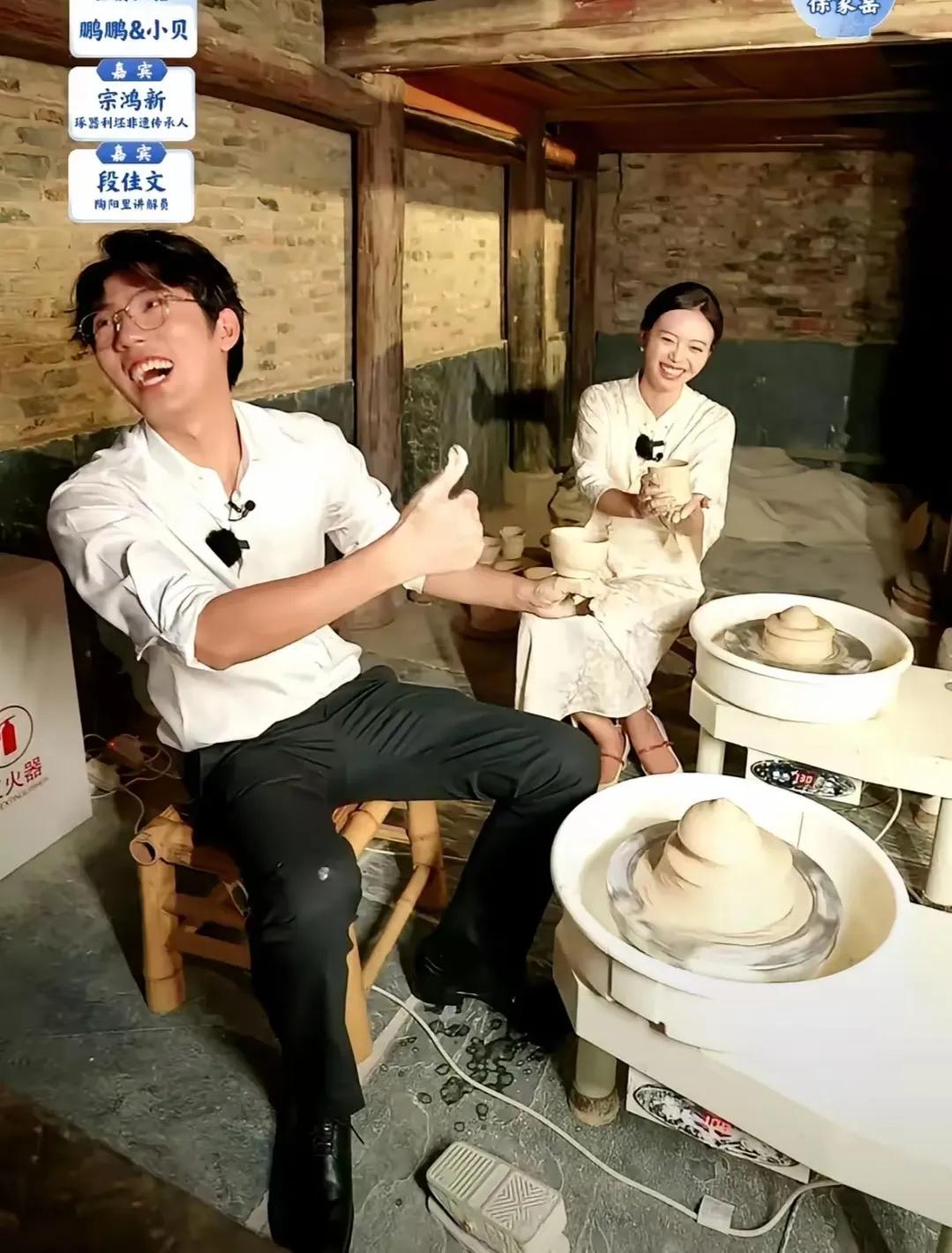 董宇辉最令人佩服的，不是三年时间干出三个3000万账号，不是独立一年销售破百亿，