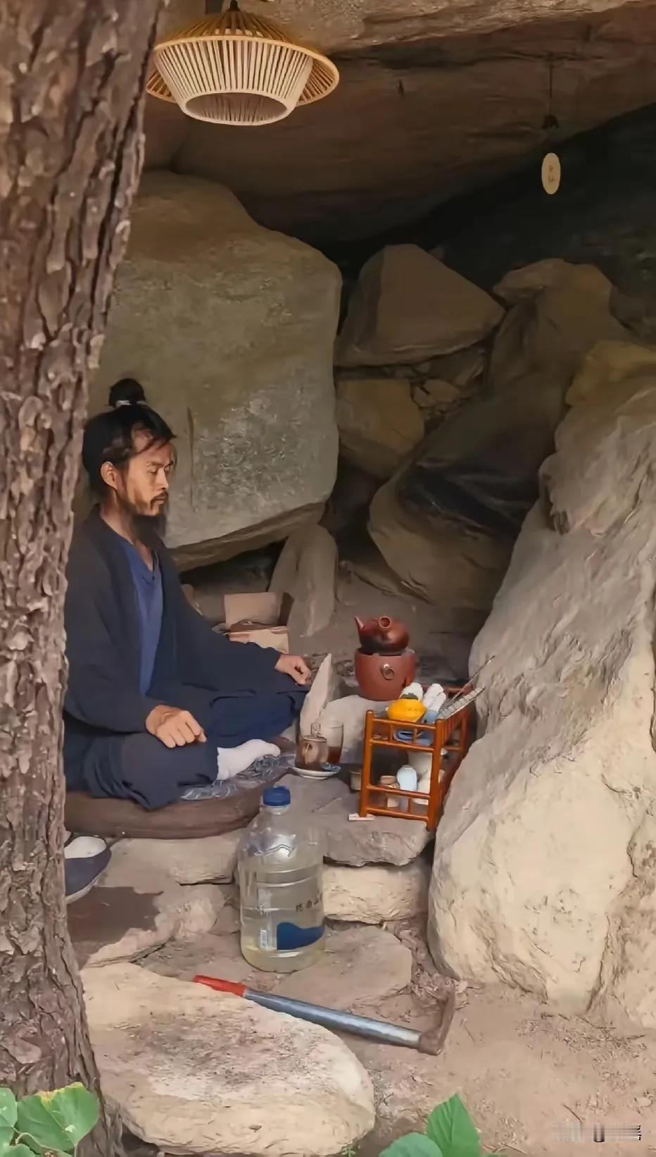 终南山上的修行者都是过的如此简陋的生活吗？听说那地方修行者很多，一般人想去学习一