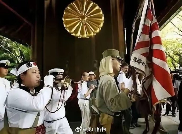 至暗的时刻我们已经熬过来了，它们能一代一代的赌，我们就一代一代的灭！ 
