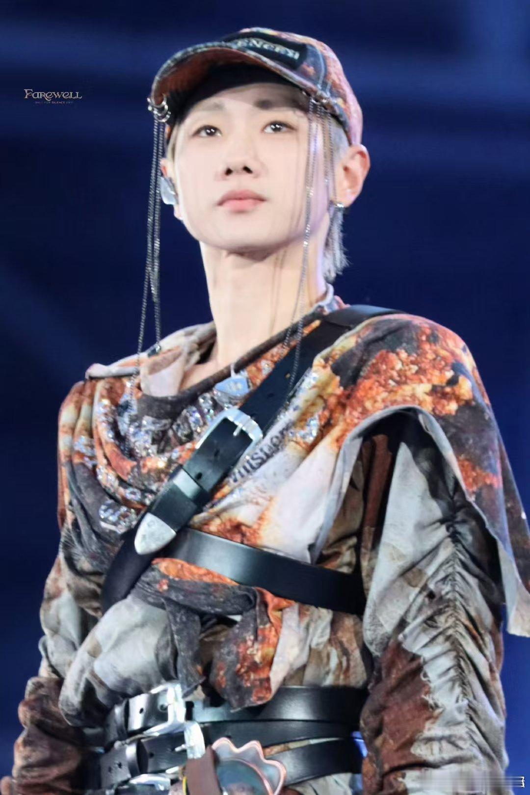 汪苏泷也戴上紧箍咒了 汪苏泷戴上紧箍咒了 打卡演唱会趣味瞬间，和西天取经四人组同