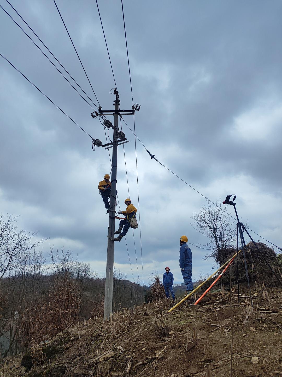 农村电网建设上，国家持续近20年花费了巨大的补贴，但到了市和县规划实际上是带有计