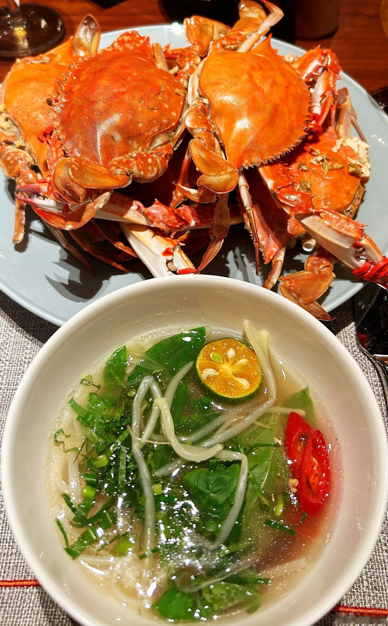 #秋日三餐打卡#在大连已经很久没有吃到好吃地道的越南米粉啦，甚是想念。现在大连四