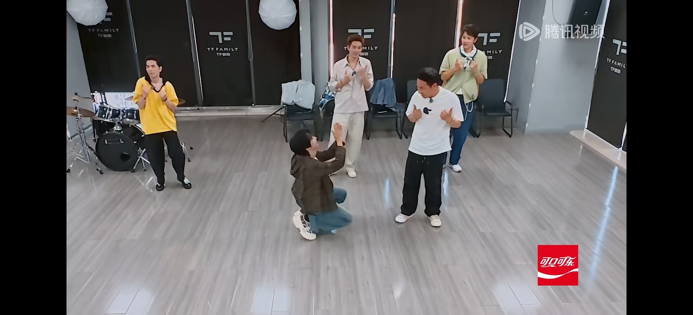 您们是TF家族几代练习生？ 