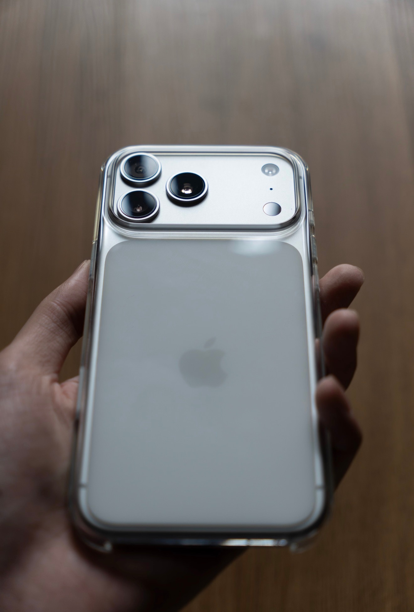 iPhone17中国区销量光是一个Pro Max的量，就能把国产所有Ultra按