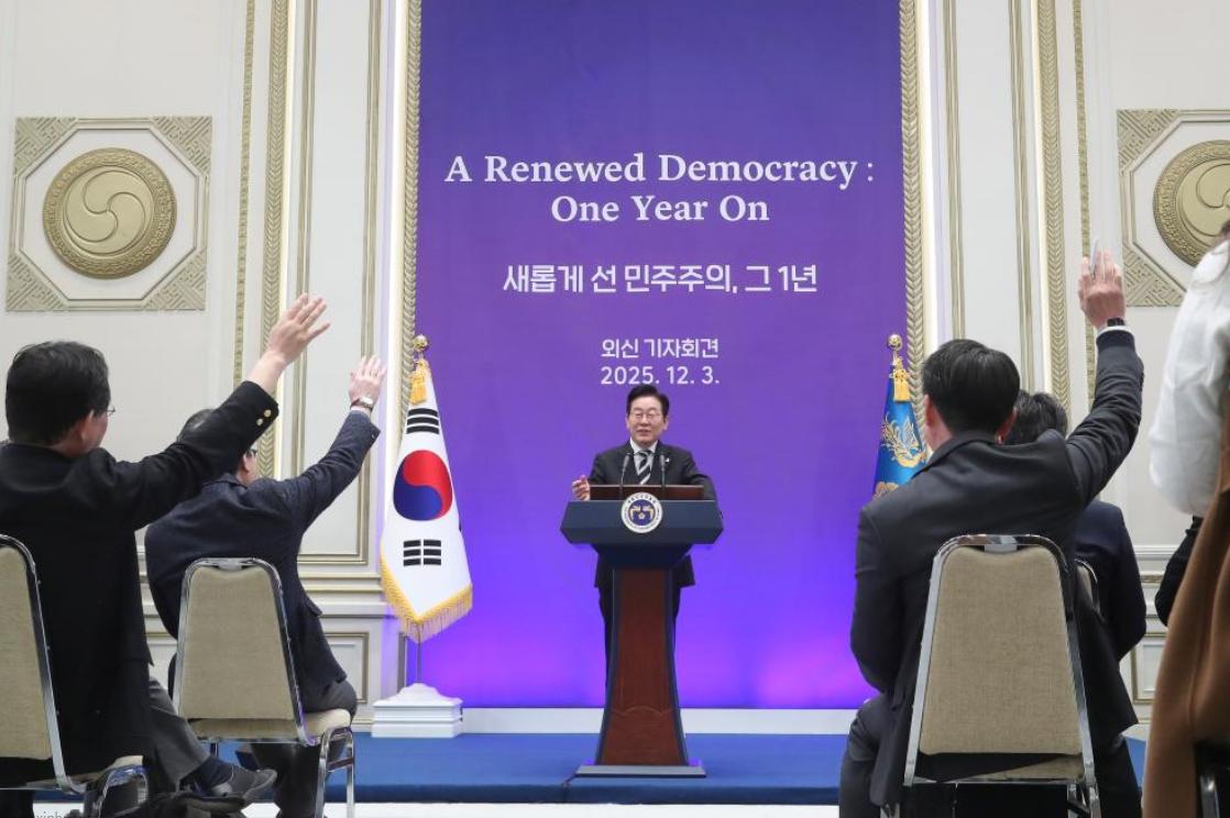 大家好，我是局叔[作揖]
韩国民调机构Realmeter9月7日发布民调，韩国总