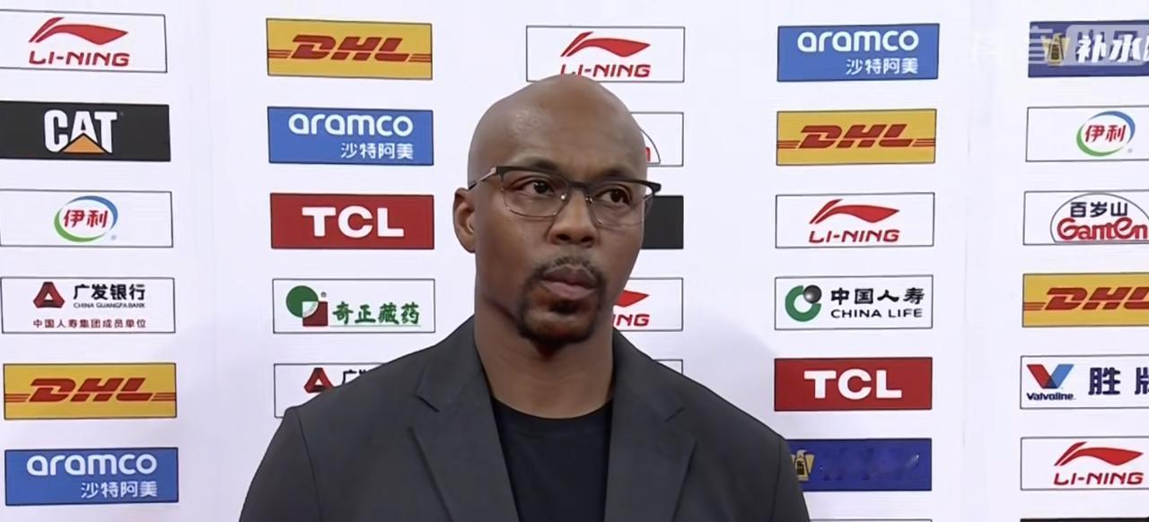 1月2日晚CBA常规赛，山西汾酒男篮主场70 - 74输给广州男篮，吞下4连败，