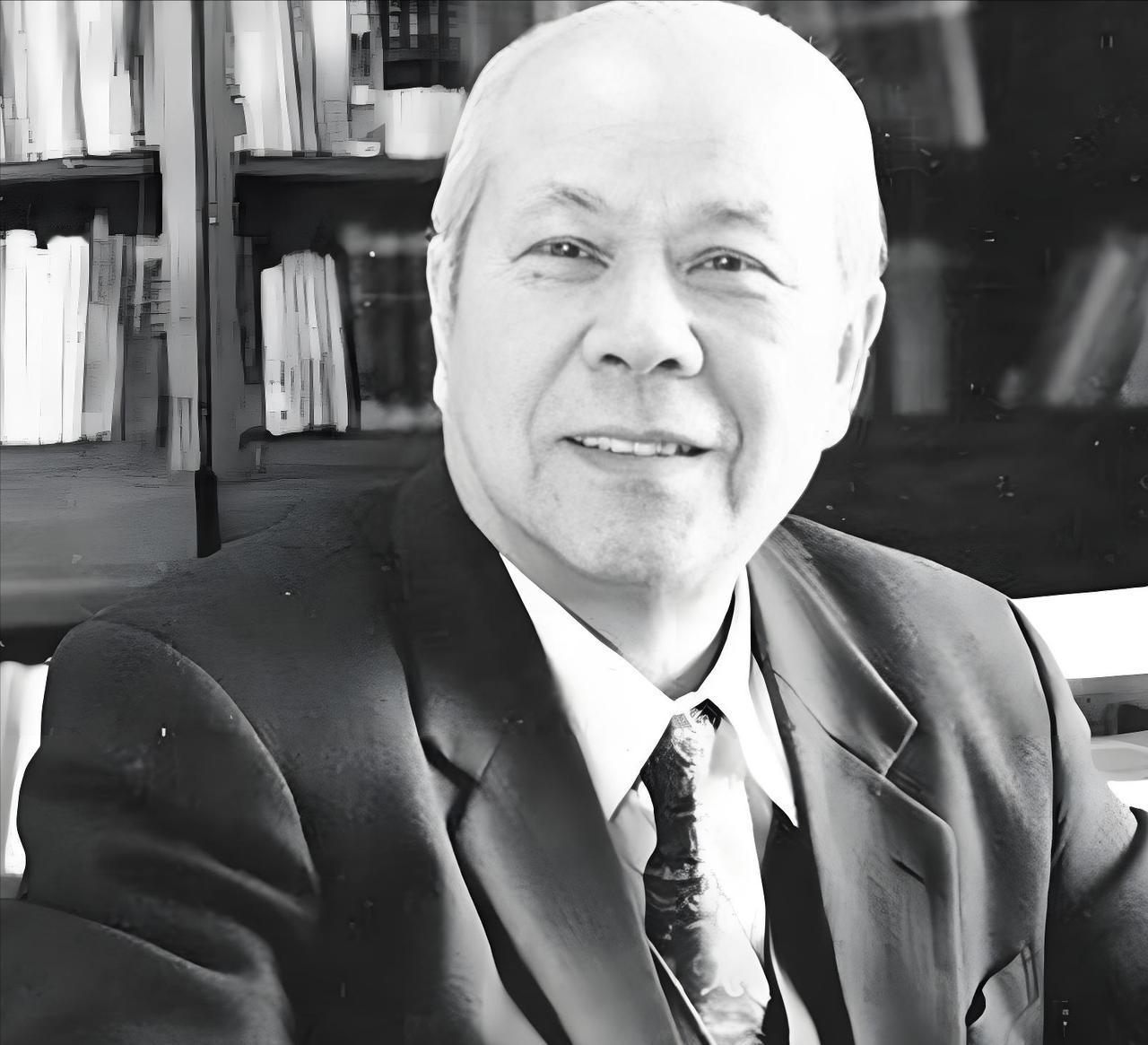 1986年3月，72岁的对外友好协会副会长周而复，因参观靖国神社，被开除党籍。面