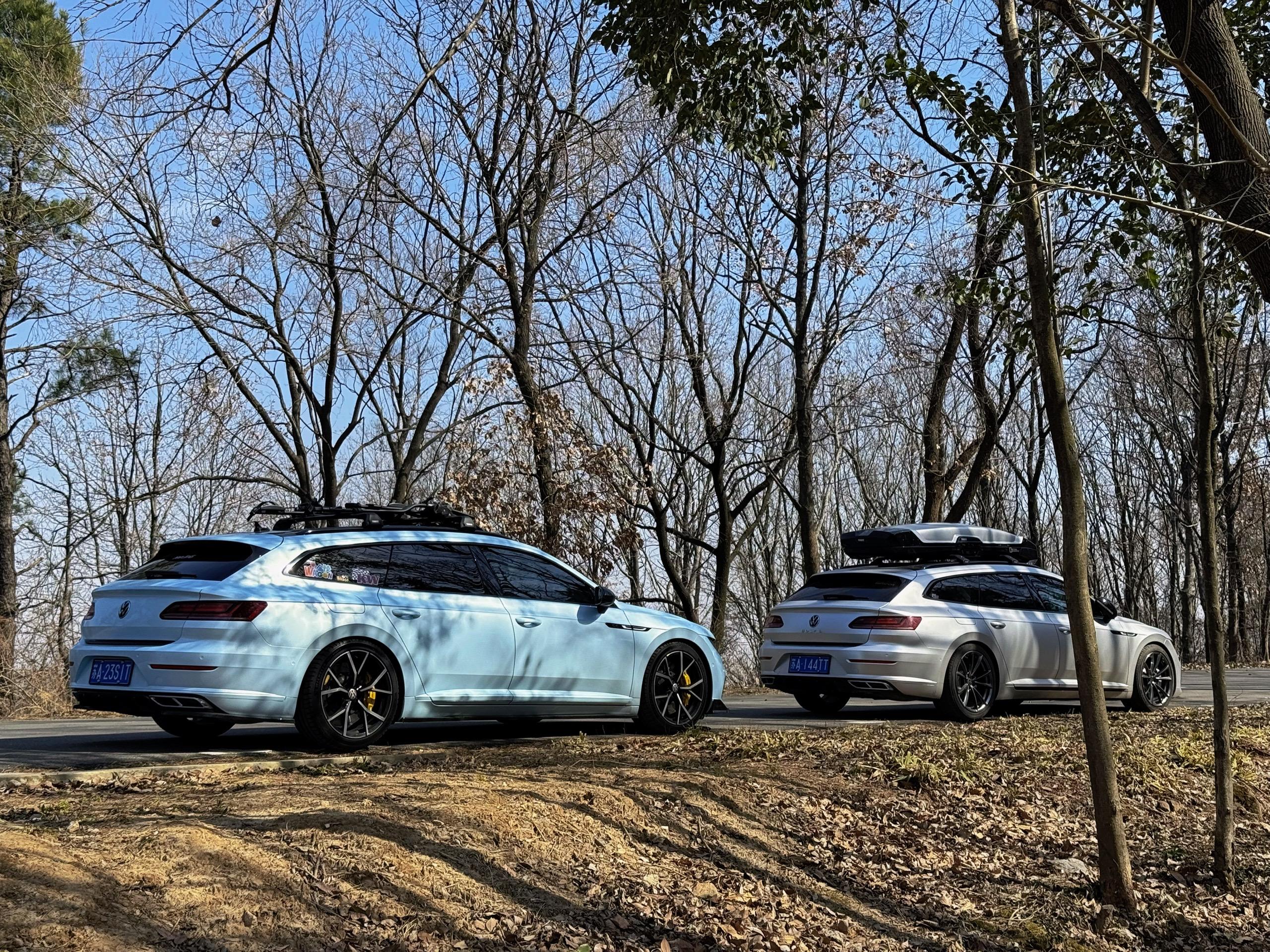 约上三两好友，喝喝茶。