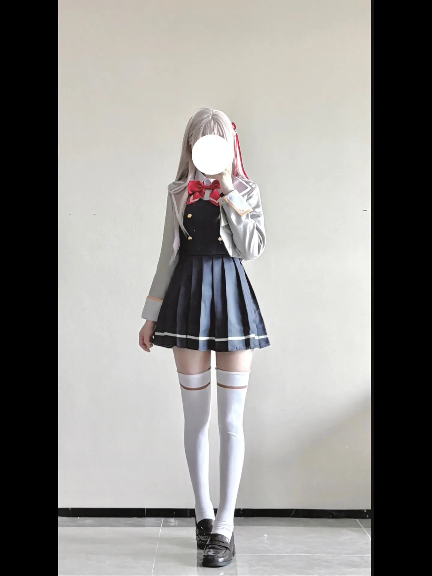 ^ ̳> ·̫ < ̳^假发太糟糕了全靠画…只买到了动画的粉白色