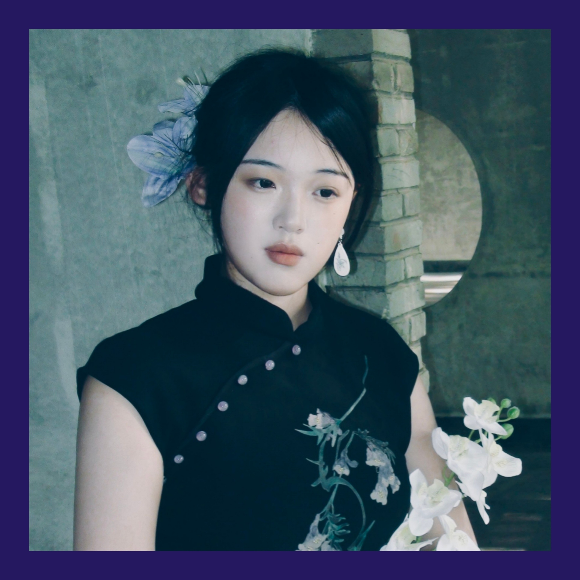 好玩、cy帮我改了两个画框 