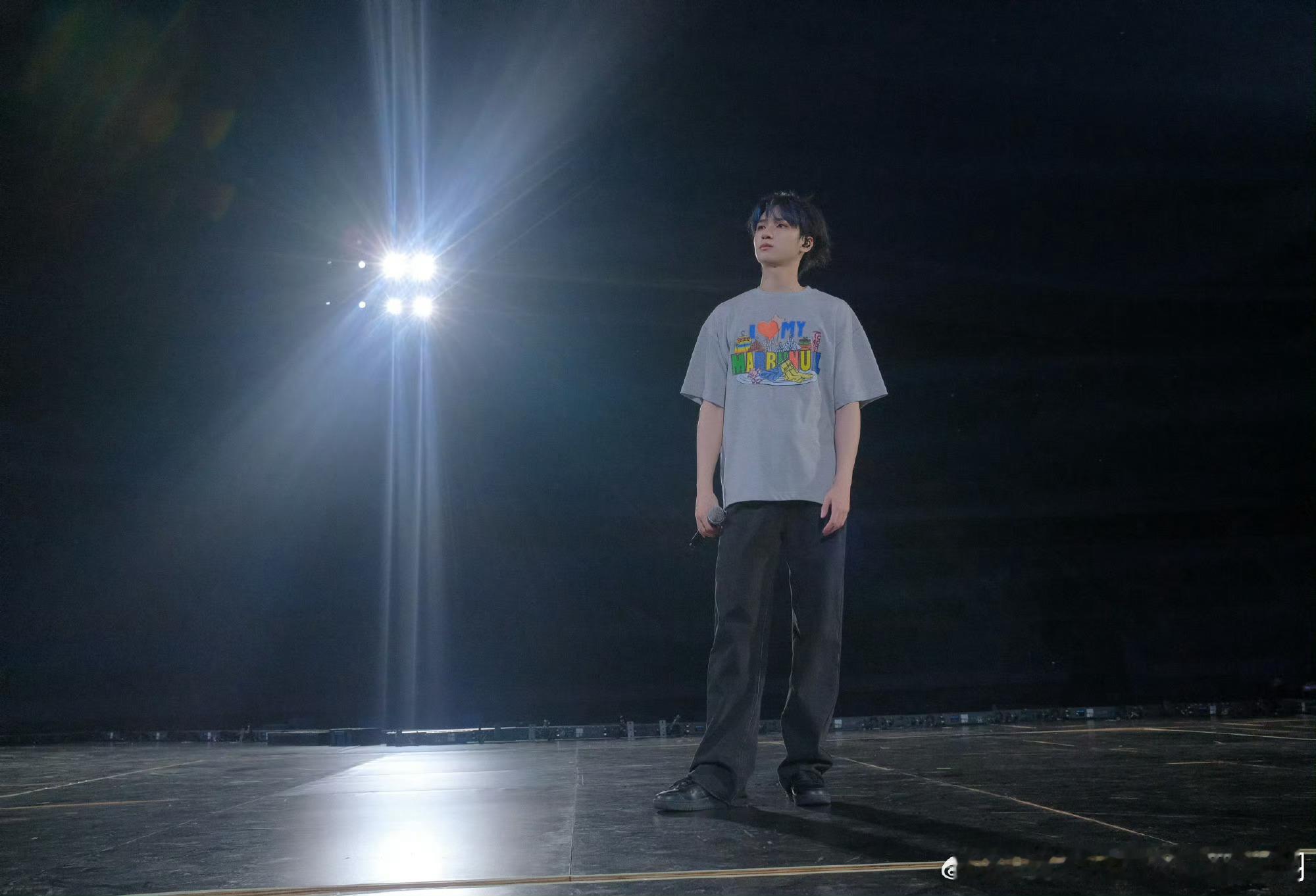 严浩翔亢奋感严浩翔预告solo 严浩翔亢奋感，预告solo了哈哈哈哈 ​​​