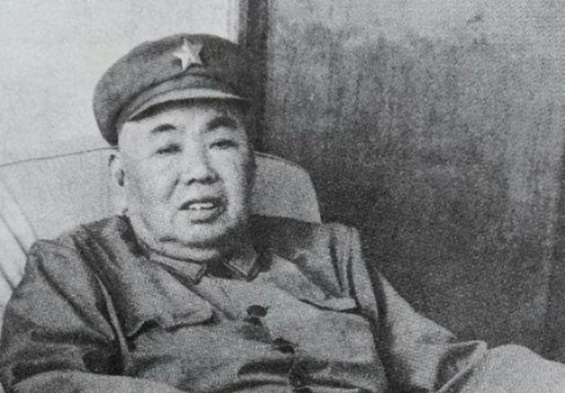 1985年，许世友南京病逝，治丧会上，杨尚昆宣布3条特殊的安排，这3条安排打破常