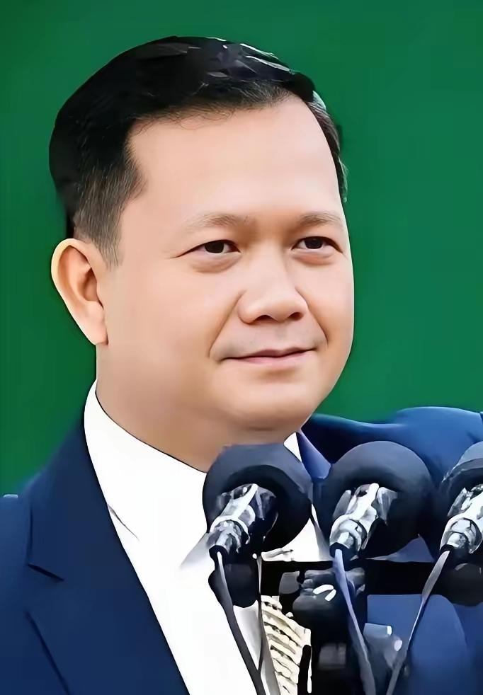 就在刚刚，
柬埔寨政府突然宣布，
12月3日，财联社电，柬埔寨政府突然宣布，明年