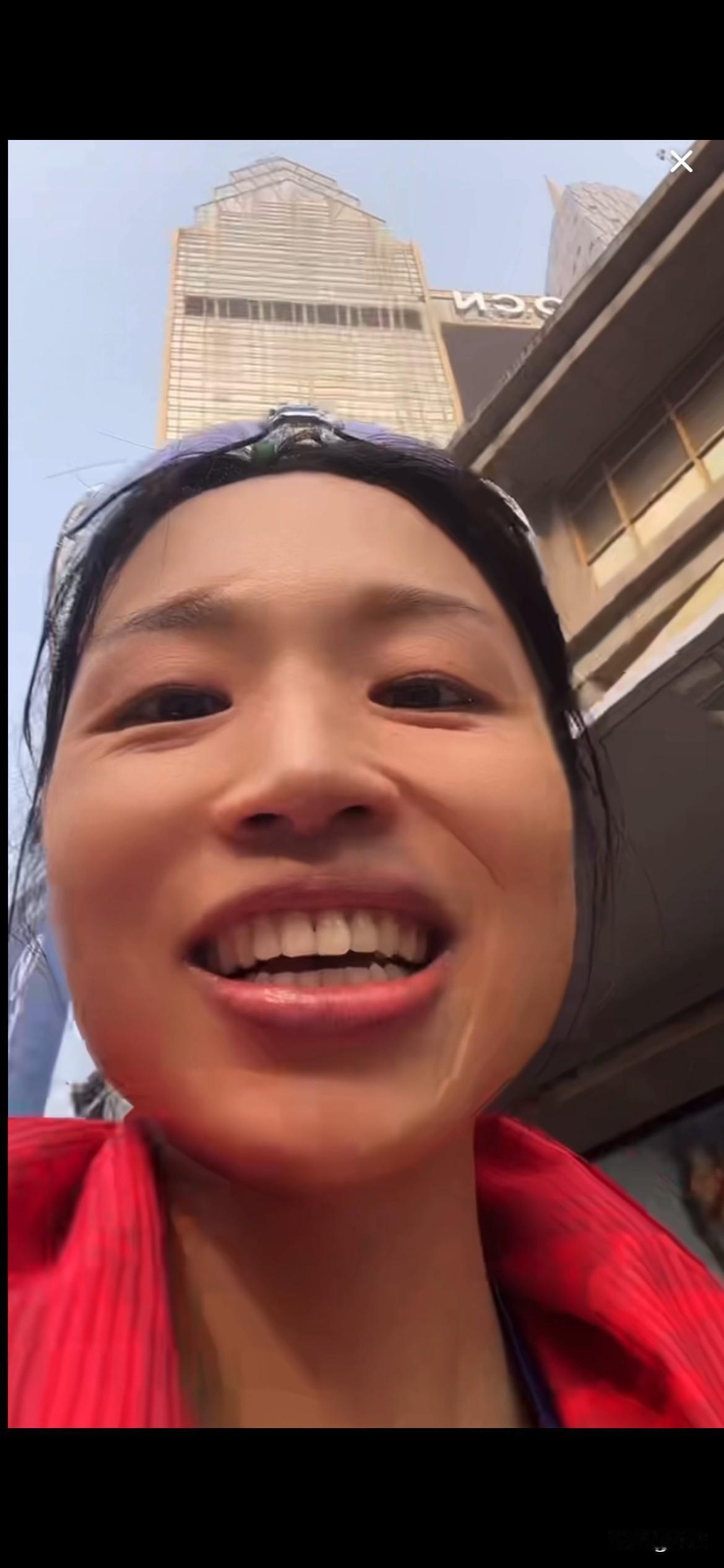 张水华重庆马拉松成绩：2小时30分，国内第四，国际第六，她比较满意！

就在刚才