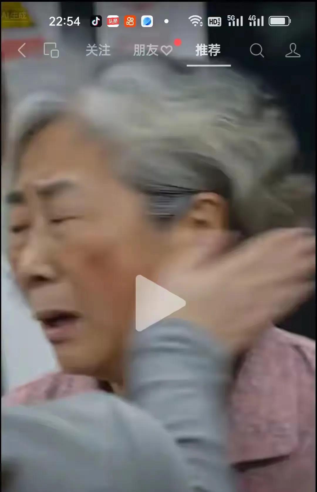 年龄大了确实需要提前规划一下自己的生活。
我一个同事退休后去养老院做医生，他跟我