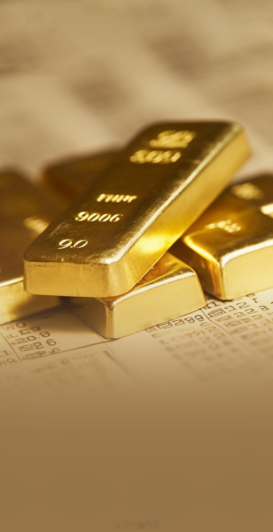 金价波动年轻人选择租三金结婚现在金价确实高的离谱，我一个朋友十一结婚时都没有买三