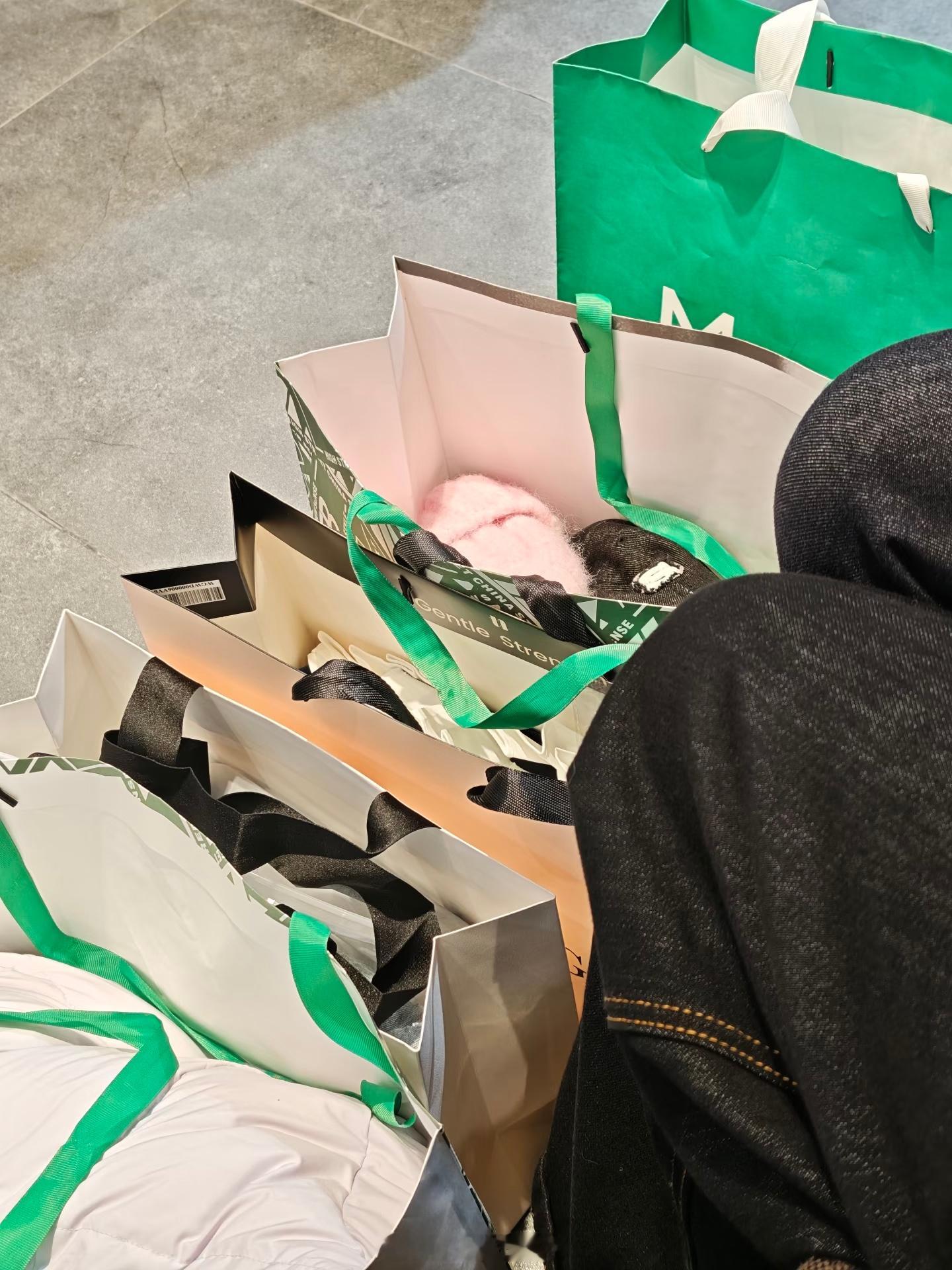 成年人的见面真的很贵没上班之前觉得见面只要两个人都有时间就可以上班之后才发现见面