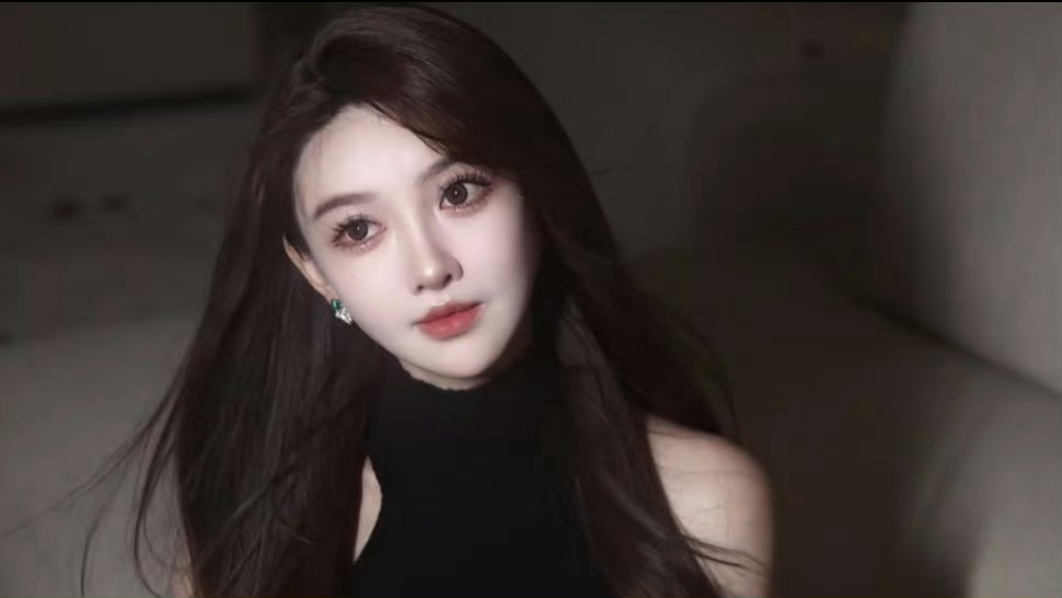 叶珂不建议女生花太多钱做医美你一整张医美脸，说这个话真的合适吗，太假了吧 ​​​