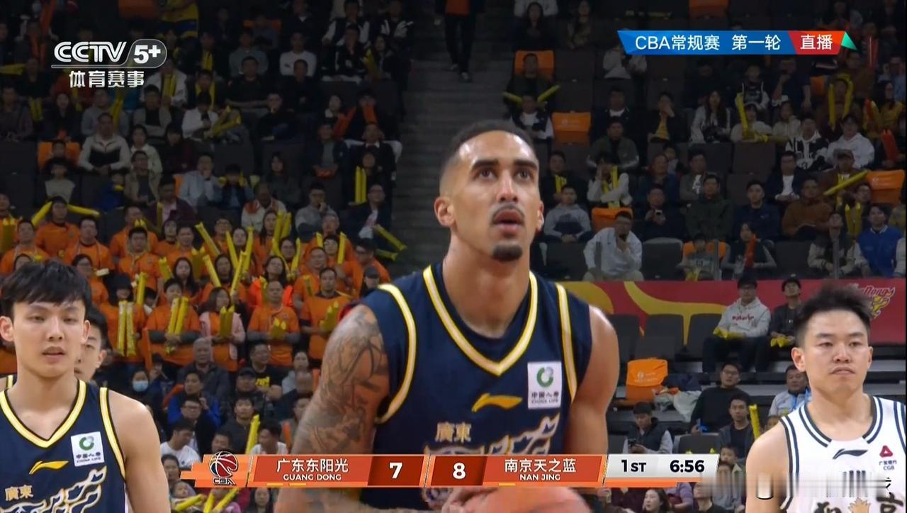 广东东阳光真是赚大了！在今天进行的一场CBA常规赛中，广东东阳光在主场迎战南京天