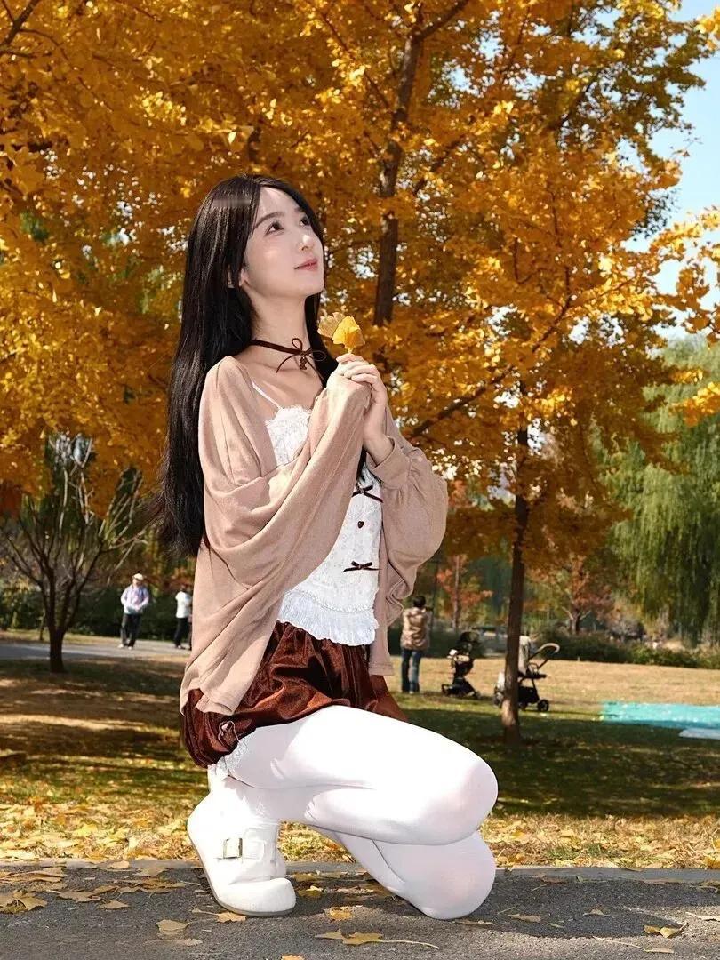 秋日小个子穿搭模板！158cm女生把焦糖色穿出高级感