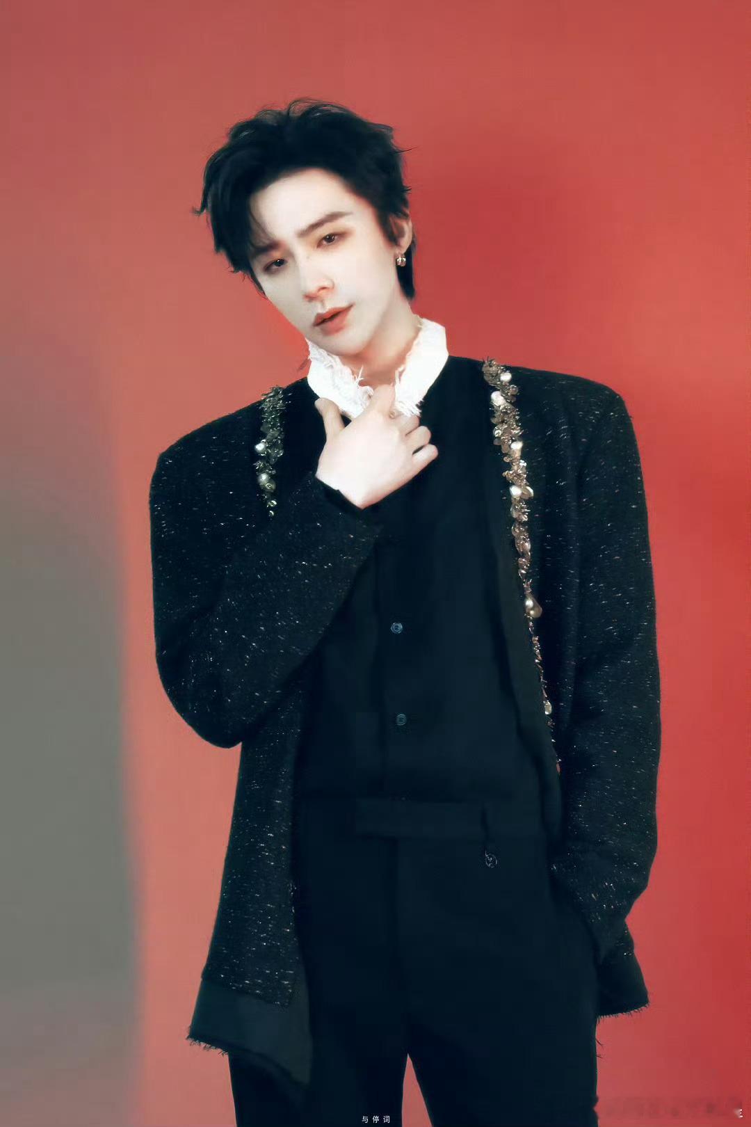 大长腿男银[笑cry][笑cry]期待刘宇宁 