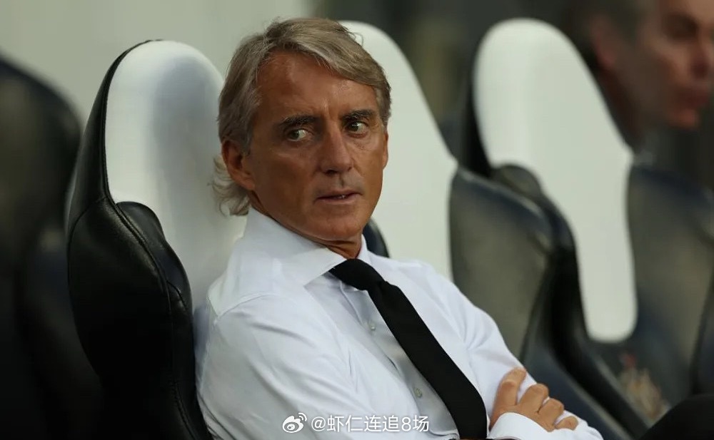 据意大利媒体Calciomercato报道，前意大利队主教练曼奇尼对于重回国家队