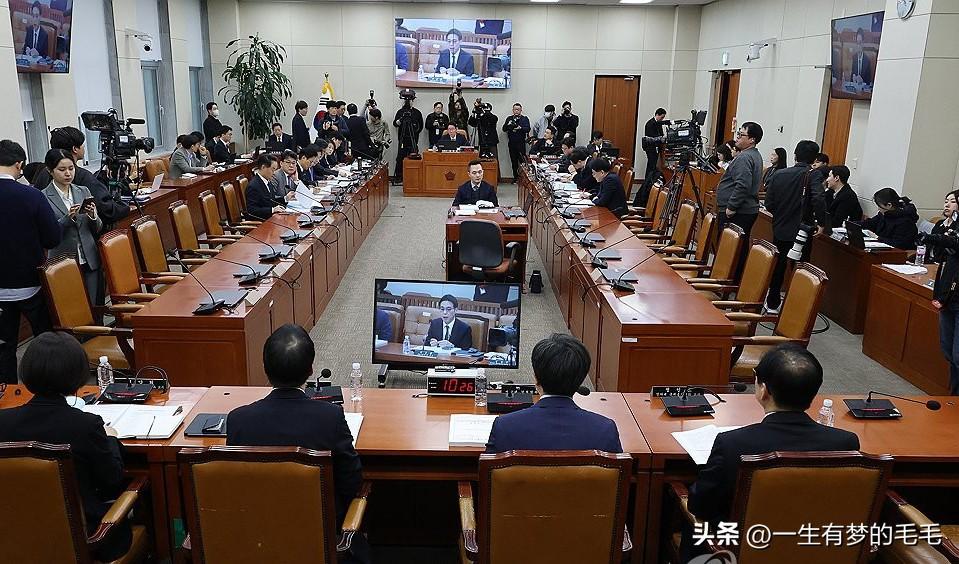 3月9日，韩国国会对美投资特别法处理特别委员会将召开会议，表决《韩美战略投资管理