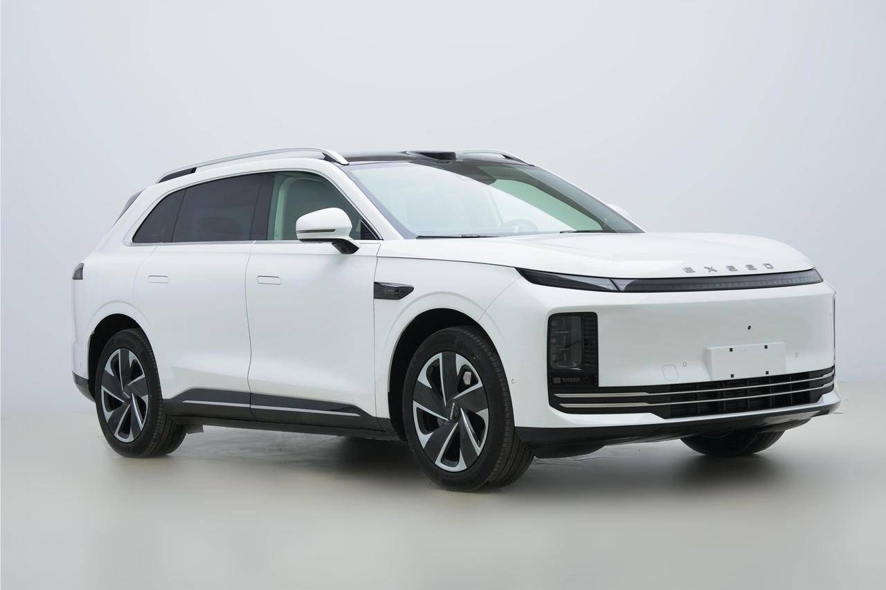 工信部第405批次审批新车：奇瑞星途EX7纯电车型