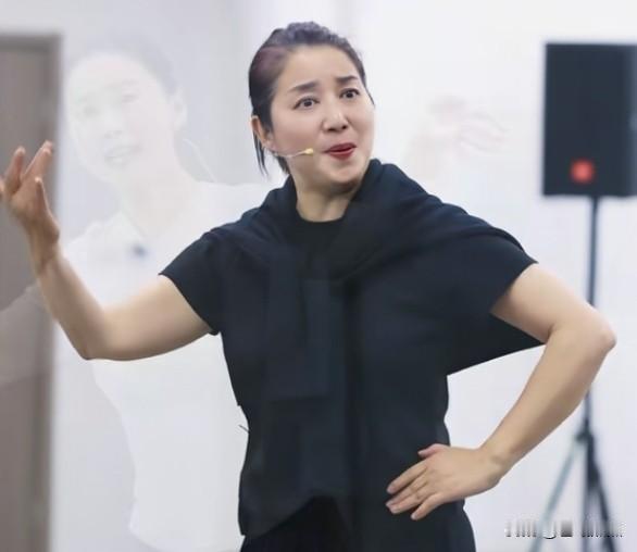 浙江小百花越剧团的经典剧目《西厢记》再次上演，再度收获成功。这离不开“张生”“崔