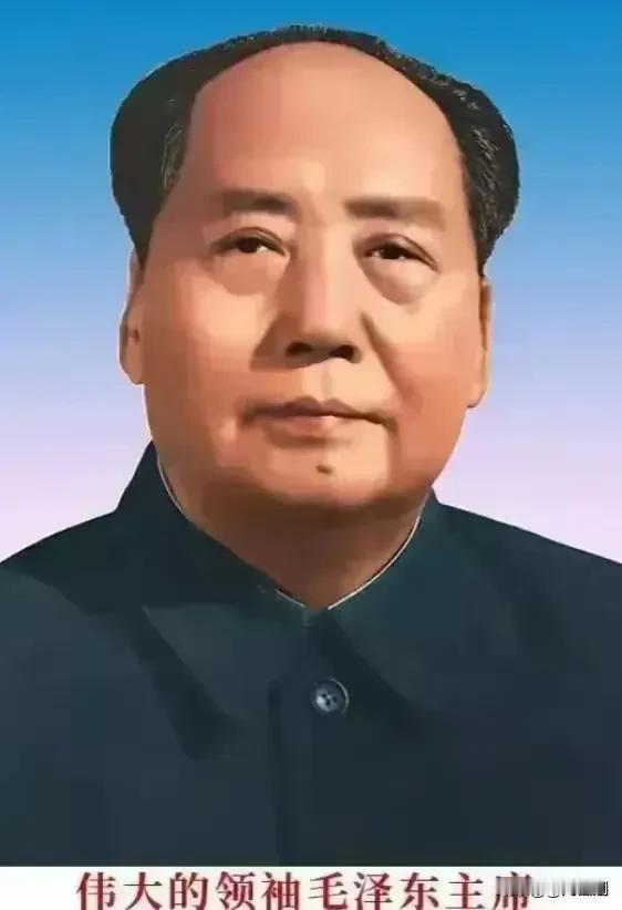 七律.重读《五律.看山》有感
（2024年12月28日）
登临高咏望天边，远处城