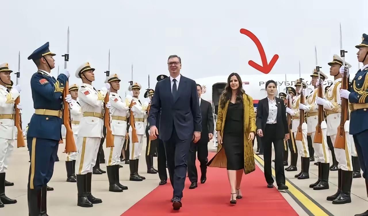 这个女保镖是谁？武功高强，气质不凡