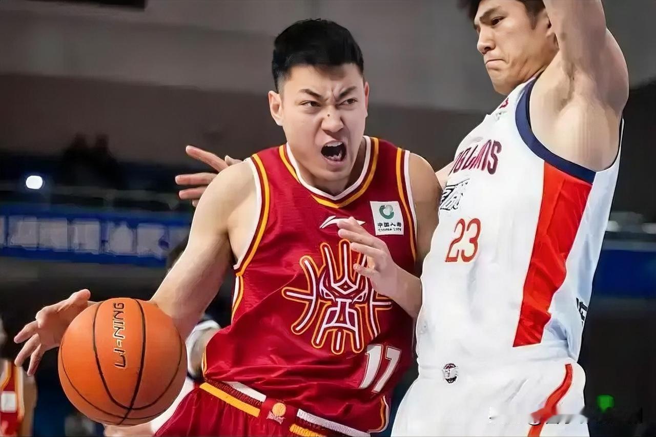 山西男篮焦海龙：“老兵”不老，赛场闪耀

29岁的焦海龙在山西男篮续写传奇。初来