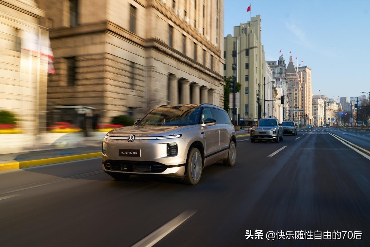 上汽大众ID. ERA 9X从“满配”到“体系”，大众的旗舰SUV新样本。
这款
